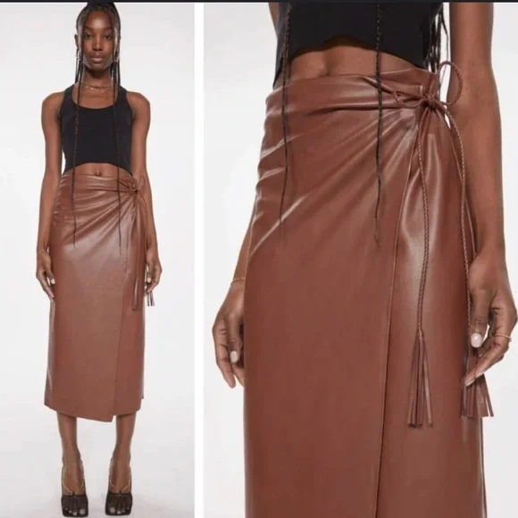 NWT Mother||
The It's-A-Wrap-Midi Skirt in Friar Brown, Faux Leather Medium - Picture 1 of 10